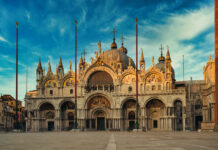 L’histoire de la Basilique Saint-Marc et pourquoi vous devez la voir une fois dans votre vie